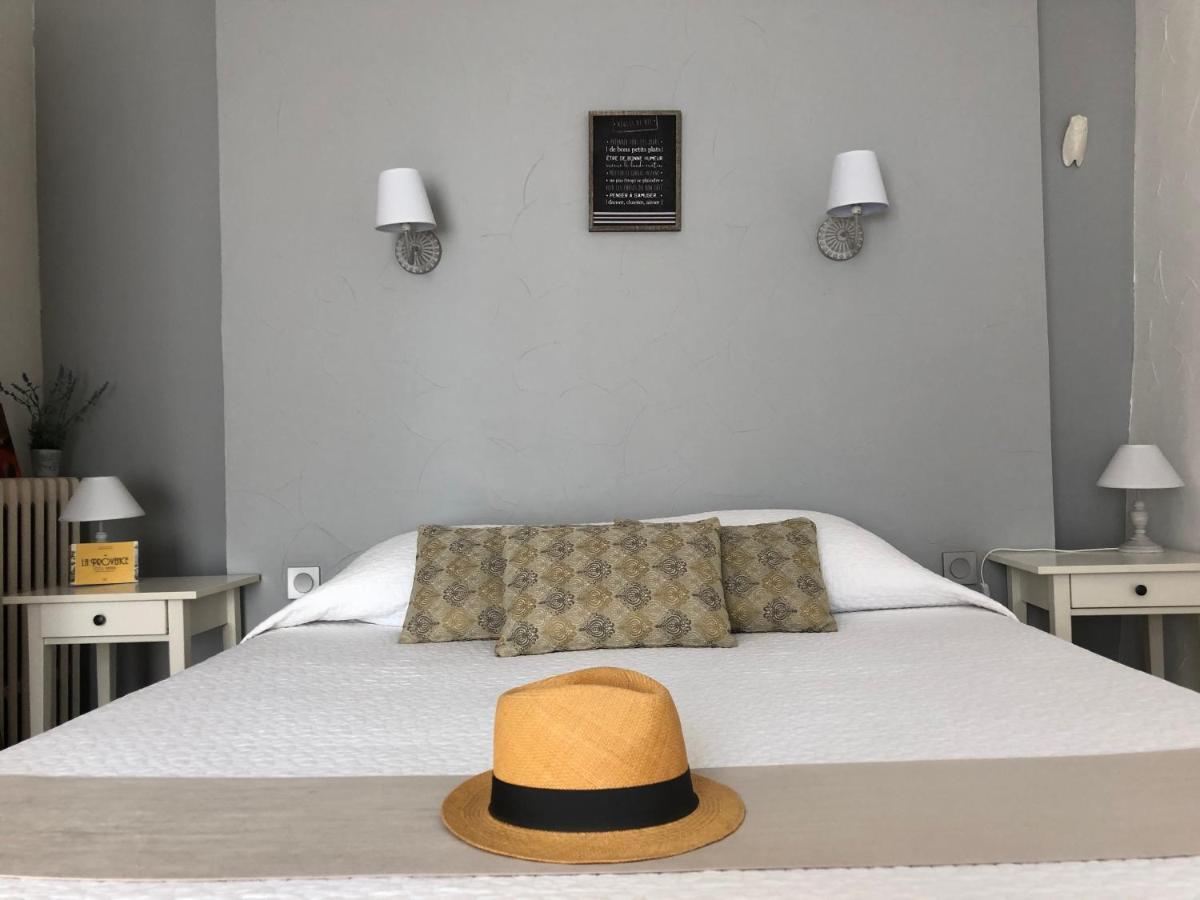 Hotel Le Flore Fréjus Eksteriør bilde