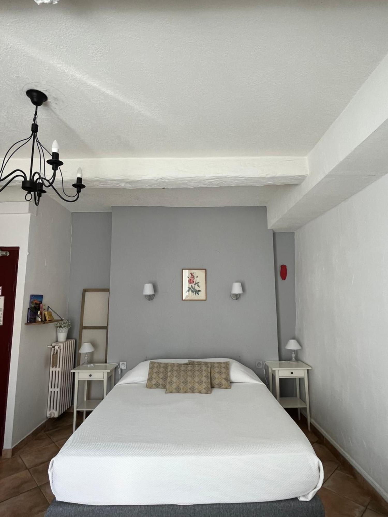 Hotel Le Flore Fréjus Eksteriør bilde