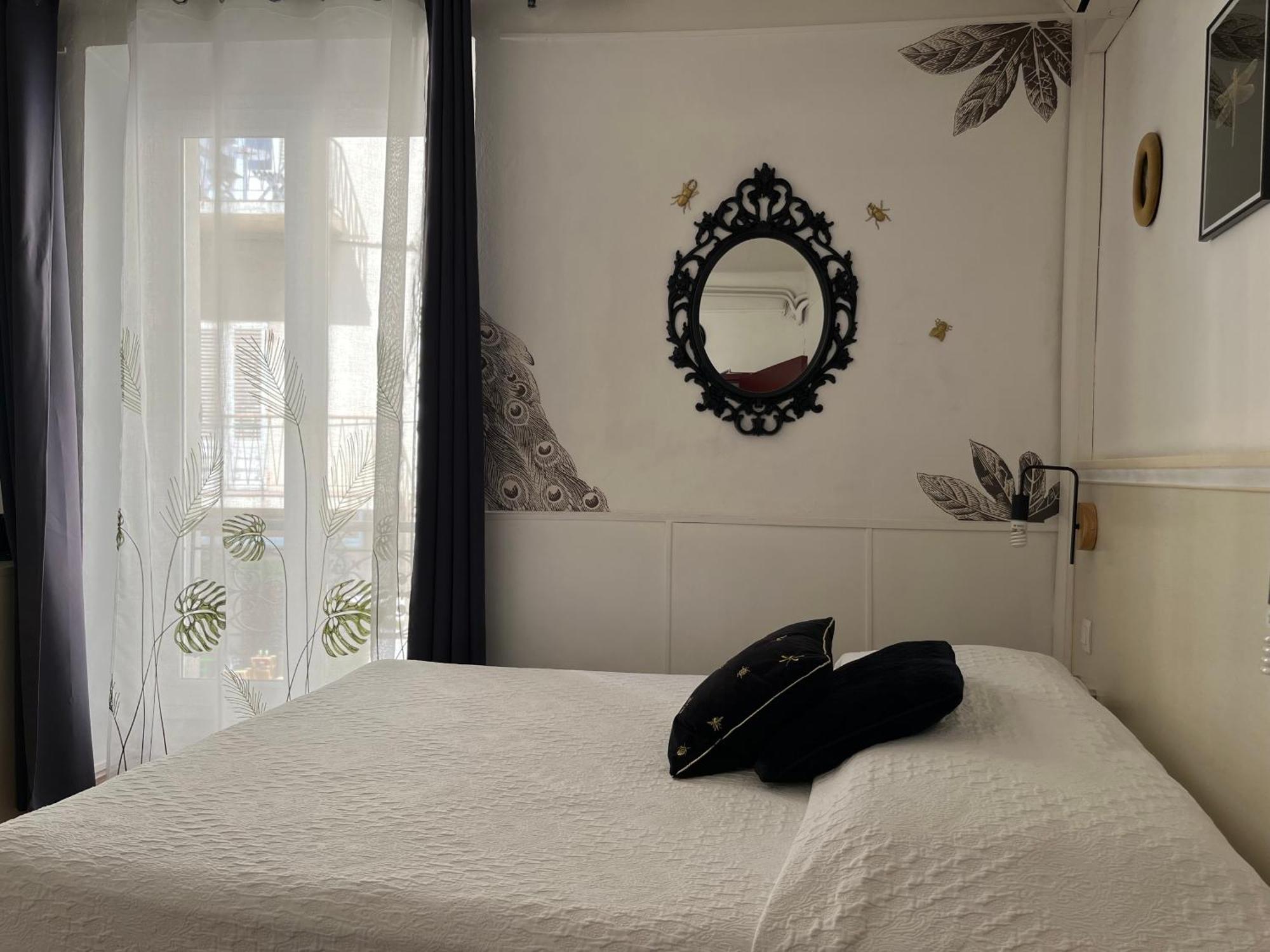 Hotel Le Flore Fréjus Eksteriør bilde